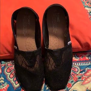 Black Lace Toms
